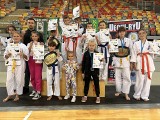 Akademia Karate Kyokushin ze Skarżyska-Kamiennej zdobyła cztery pasy mistrzowskie federacji Uechi Ryu Polska. Zobacz zdjęcia