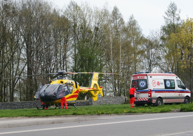 35-latka trzeba było przetransportować śmigłowcem do jednego z opolskich szpitali.