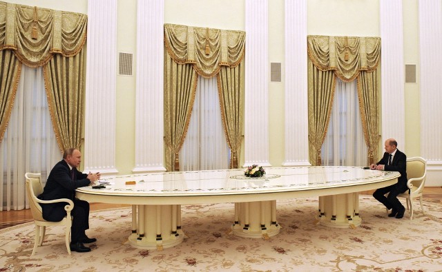 15 lutego 2022 r. Spotkanie kanclerza Niemiec z Włodimirem Putinem