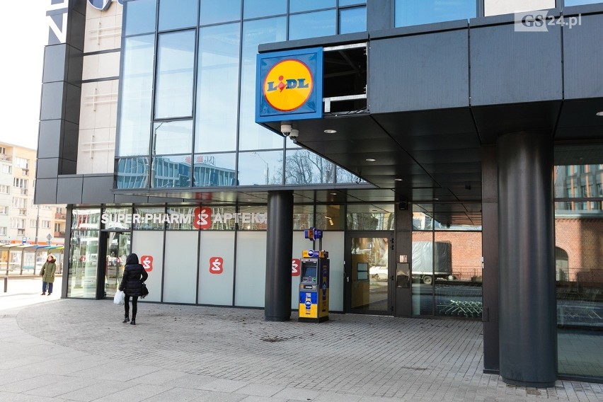 Kontrowersyjny szyld na Posejdonie w Szczecinie. Co na to Lidl?