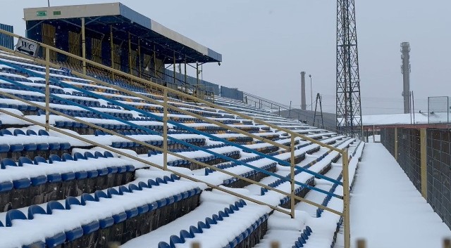 Miasto przygotowuje się do remontu trybuny na stadionie przy ul. Brzeźnickiej w Radomsku