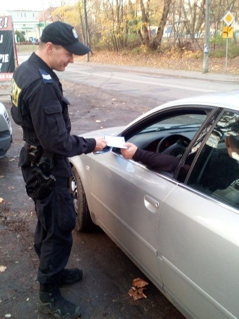 30 października policjanci promowali Krajową Mapę Zagrożeń Bezpieczeństwa