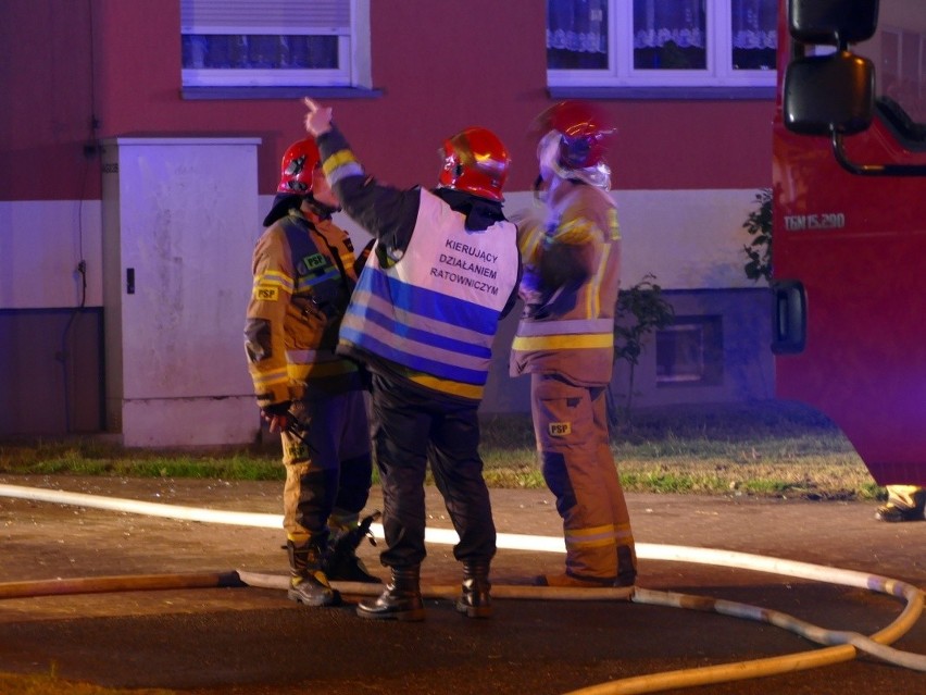 Pożar w wieżowcu przy ul. Starzyńskiego w Koszalinie. Jedna osoba nie żyje [NOWE FAKTY, ZDJĘCIA, WIDEO]