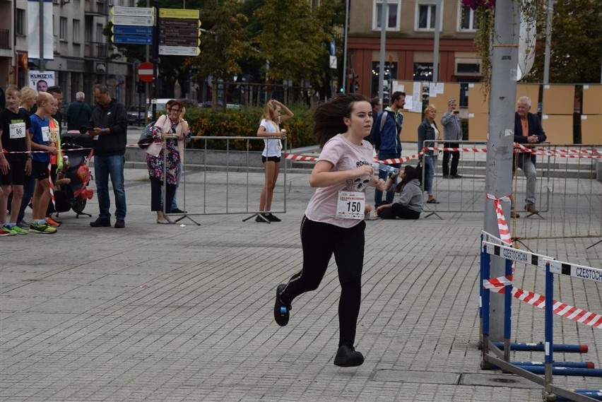 Bieg Złota Mila w Częstochowie. Najwięcej młodych zawodników ZDJĘCIA 