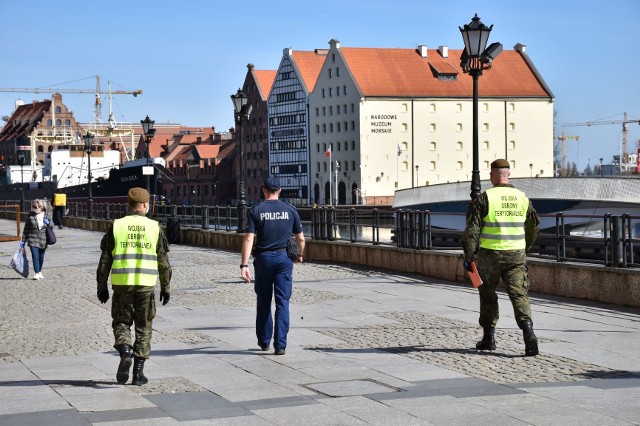 Wspólne patrole policji i terytorialsów