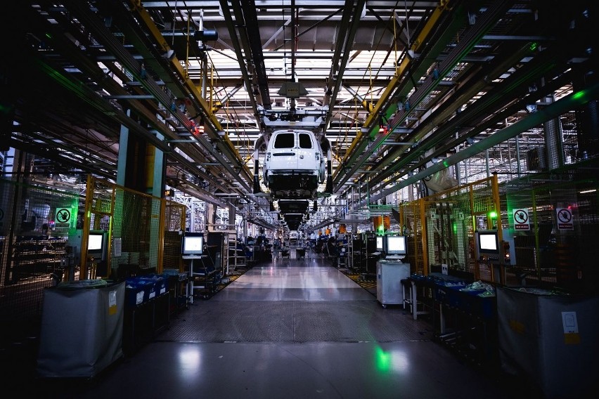 Fabryka Volkswagena bez ludzi to niecodzienny widok....