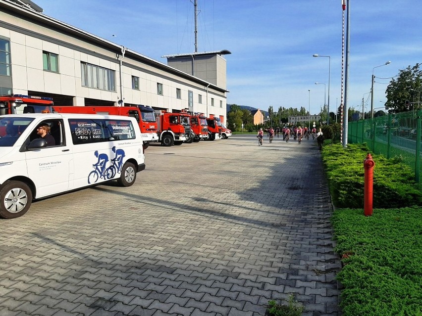 Strażacy na rowerach z Gdańska do Bielska-Białej przejechali...