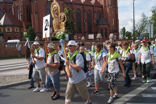 71 Rybnicka Piesza Pielgrzymka na Jasną Górę wyruszyła w trasę