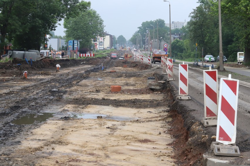 Trwa przebudowa ulicy 3 Maja w Chorzowie....