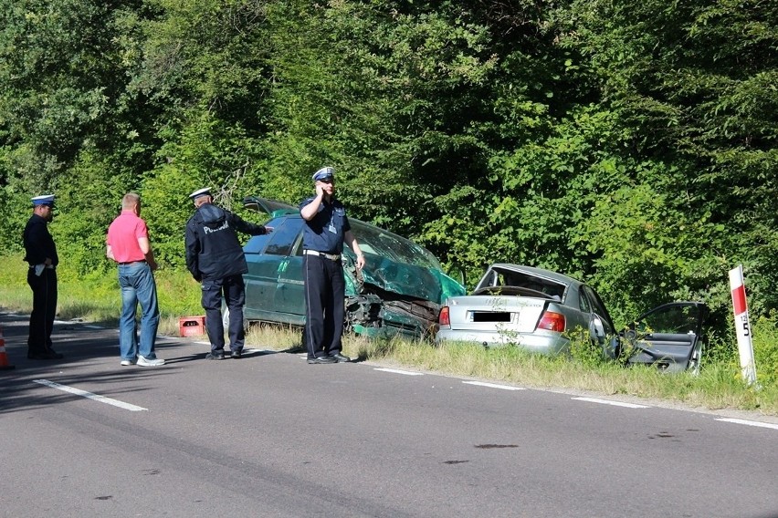 Wypadek w Rudce: Jedna osoba nie żyje, trzy zostały ranne