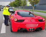 Czerwone Ferrari pędziło przez Częstochowę - za szybko o ponad 70 km/h. Rekordowy był też mandat dla kierowcy