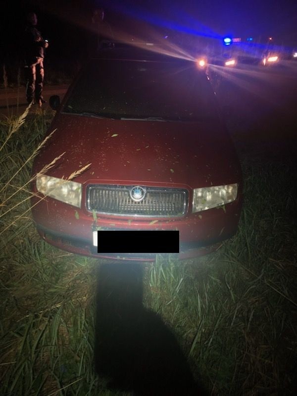 Rozbój w gminie Bliżyn. Obywatel Czech przyjechał na targi, stracił samochód. Sprawca wpadł w ręce policji, kiedy usiłował podpalić auto 