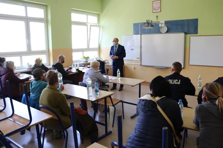 Pomoc dla pogorzelców z Sobowidza. "Nie mamy nic" - ruszyła zbiórka i zrzutka dla poszkodowanych w pożarze