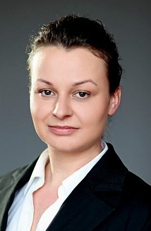 Monika Ostrowska...