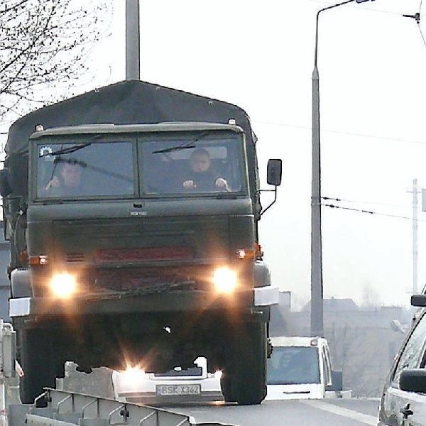Wizytówką jednostki są ciężarówki wojskowej  nauki jazdy, których na ulicach Grudziądza  trudno nie spotkać