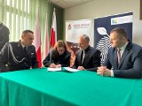 Dotacje dla OSP z powiatów tomaszowskiego, opoczyńskiego, łódzkiego wschodniego, pabianickiego i rawskiego z WFOŚiGW. ZDJĘCIA, VIDEO