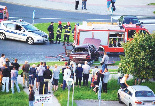 Na skrzyżowaniu ulic Jana Pawła II i Śniadeckich w Koszalinie doszło do tragicznego wypadku.