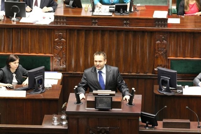 Poseł Bartłomiej Bodio wystosował do ministra Skarbu Państwa listę pytań, dotyczących planowanych i zrealizowanych inwestycji w Elektrowni Ostrołęka