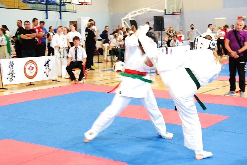 Ostrowski Klub Karate Kyokushinkai na 8. miejscu w 21. Turnieju Karate Kyokushin O Puchar Burmistrza w Józefowie, 3.10.2020