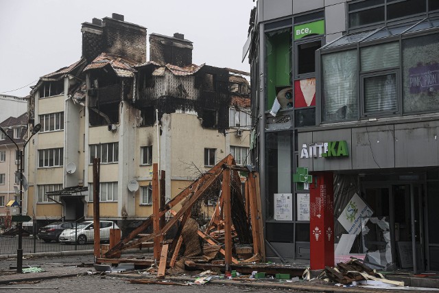 Od początku agresji na Ukrainę Rosjanie ostrzelali i bombardowali około 80 placówek medycznych. Są dziesiątki ofiar