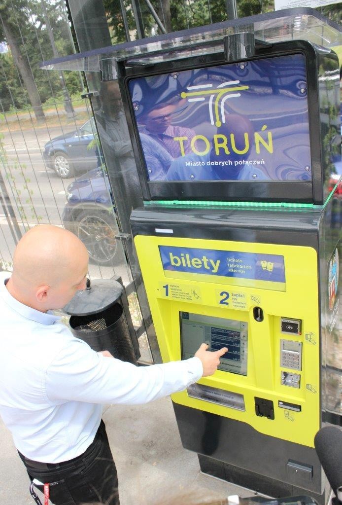 Pierwsze biletomaty pojawiły się w Toruniu w lipcu