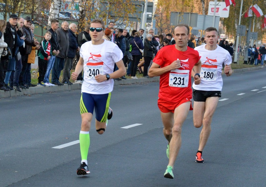 Zwyciężył Michał Wojciechowski (numer 240) z czasem 17,37,...