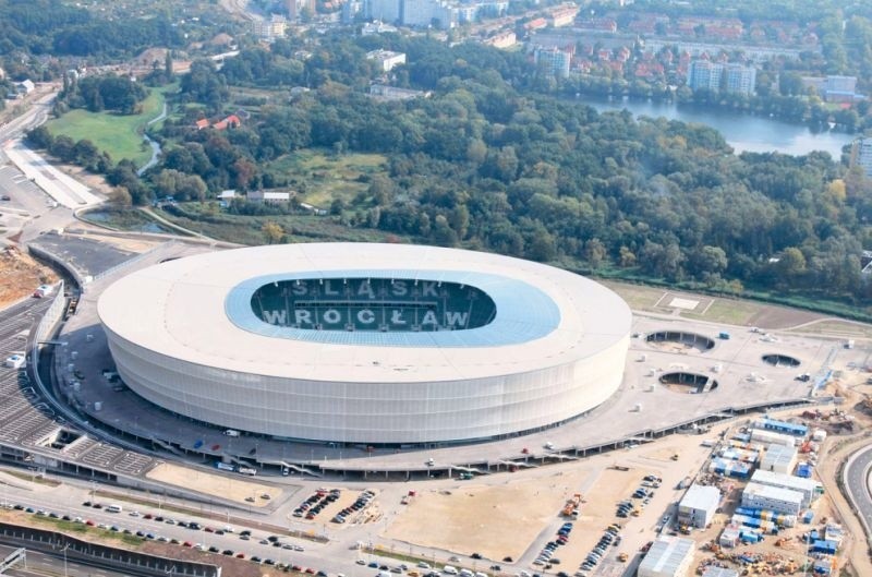 Wrocław - Stadion Miejski. 43 tys. widzów (3 mecze grupowe)....