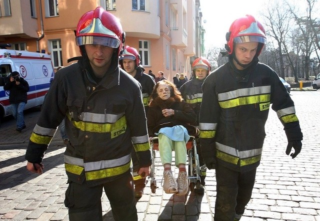 Ewakuacja kilka budynków przy ul. Swarożyca w Szczecinie.