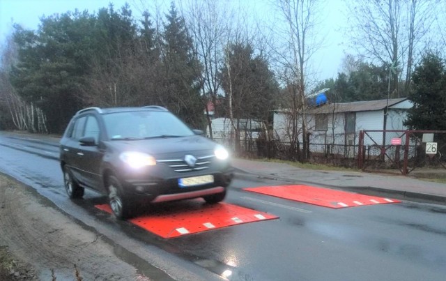 Więcej progów zwalniających – zdaniem naszych Czytelników – przydałoby się także w Samociążku