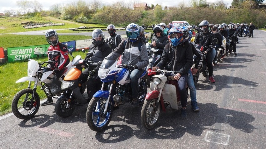 W niedzielę koszaliński Motopark rozpoczął sezon motocyklowy...