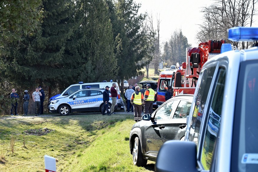 Łużna. Miał grozić, że wysadzi dom. Na miejscu policja, straż pożarna, pogotowie gazowe i energetyczne