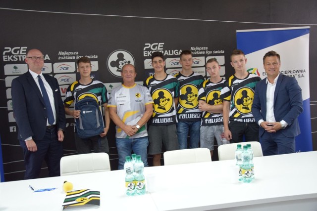 W piątek  podpisano umowę z Elektrociepłownią Zielona Góra na sponsoring zielonogórskich juniorów.