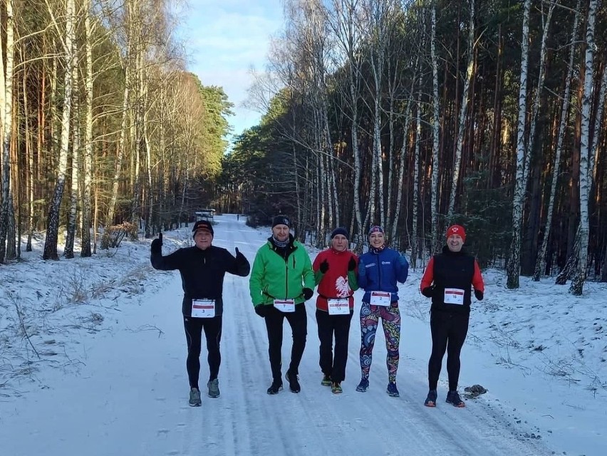 Uczestnicy przebiegli 5 kilometrów. Pokonali między innymi...