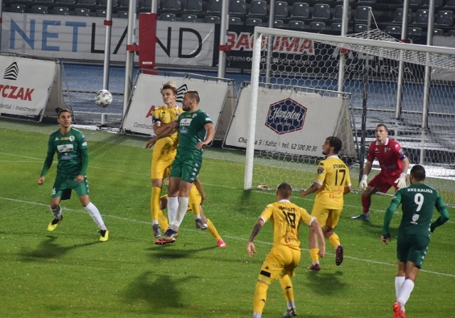 W meczu Pucharu Polski KKS Kalisz pokonał 2:0 Olimpię Elbląg i awansował do 1/8 finału PP. To historyczny sukces kaliskiego klubu, który nigdy w przeszłości nie grał na tym szczeblu pucharowych rozgrywek. Bohaterem meczu był zdobywa obu goli Nestor Gordillo