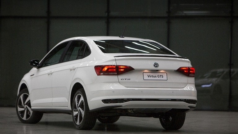 Volkswagen Virtus to czterodrzwiowa wersja modelu Polo. Auto...