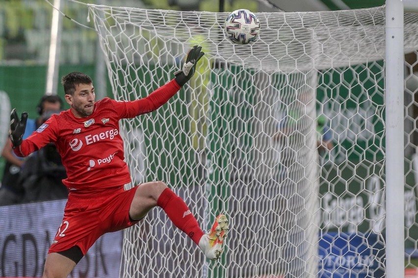 Za mecz: Lechia Gdańsk - Warta Poznań 1:0...