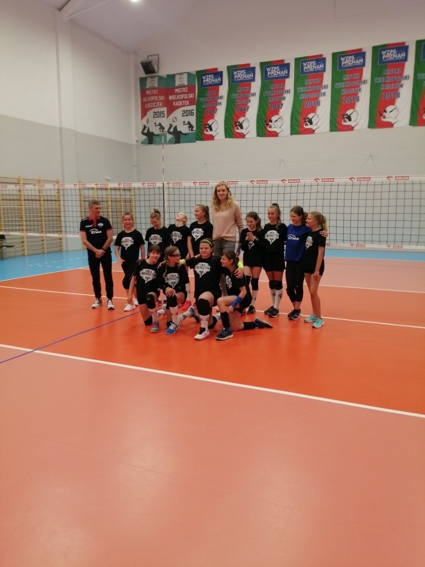 Agnieszka Kąkolewska odwiedziła 12-latki trenujące w hali...