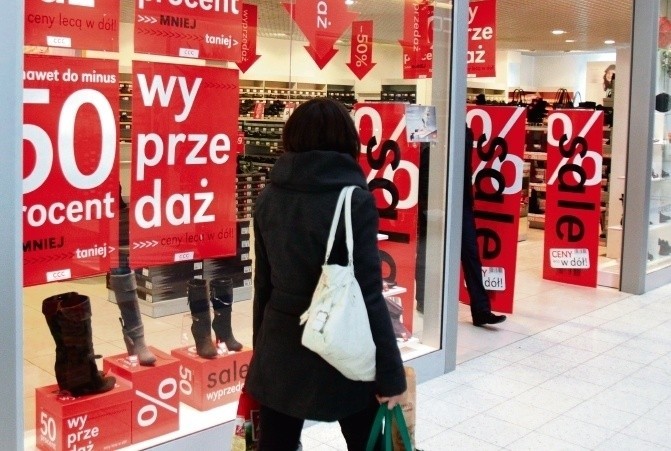 Auchan, SCC, Fashion House: Wyprzedaże i przeceny [SPRAWDŹ I SKORZYSTAJ]