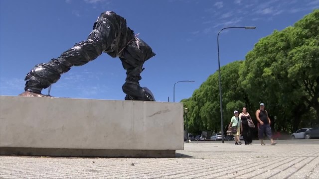 Pomnik Messiego w Argentynie został zdewastowany