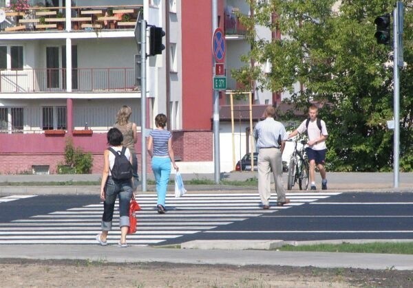 Wczoraj oficjalnie zakończył się remont ulicy Żółkiewskiego. Teraz jest to już droga dwujezdniowa.