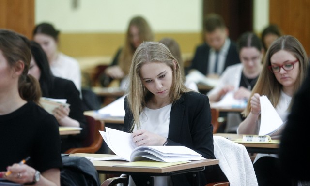 Dziś prezentujemy pytania i odpowiedzi z matury próbnej z historii i wiedzy o społeczeństwie.