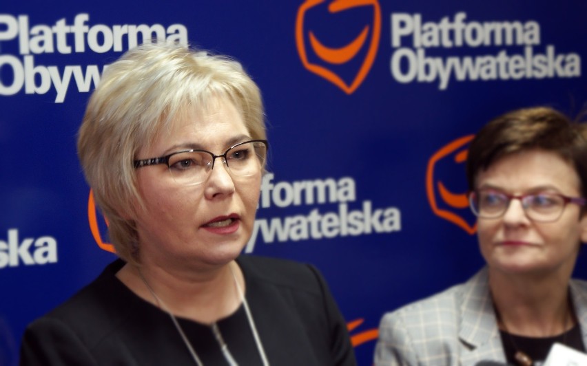 Danuta Pietraszewska z Aleksandrą Skowronek i Krystyną...