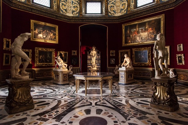 &quot;Galeria Uffizi we Florencji: podr&oacute;ż w głąb Renesansu&quot; 3D to wielowymiarowa, multisensoryczna podr&oacute;ż do czas&oacute;w włoskiego renesansu dzięki najpiękniejszym, reprezentatywnym dziełom sztuki tego okresu.