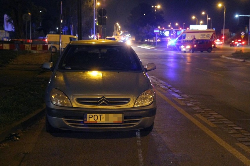 Wypadek na Borowskiej. Samochód osobowy zderzył się z...
