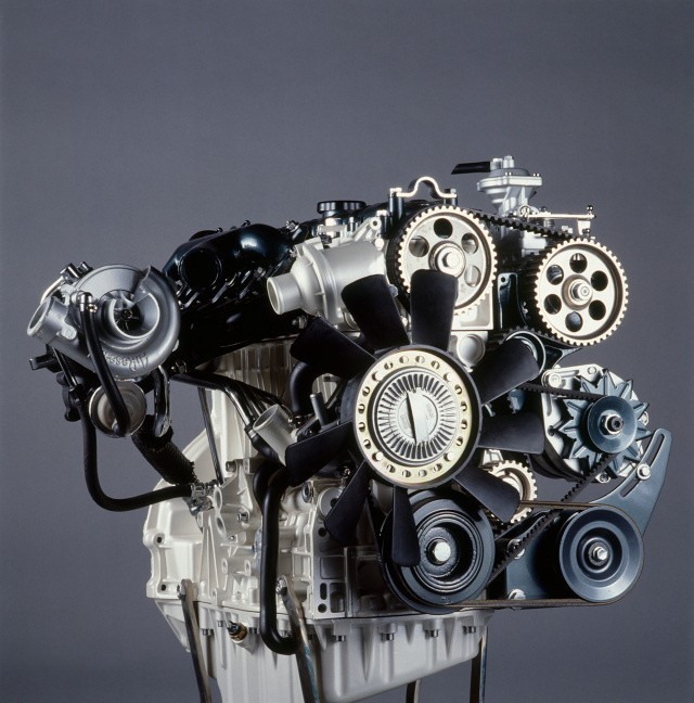 1989, silnik J8S Turbo Diesel 2068 cm3 - 85 hp, fot. Rémy...