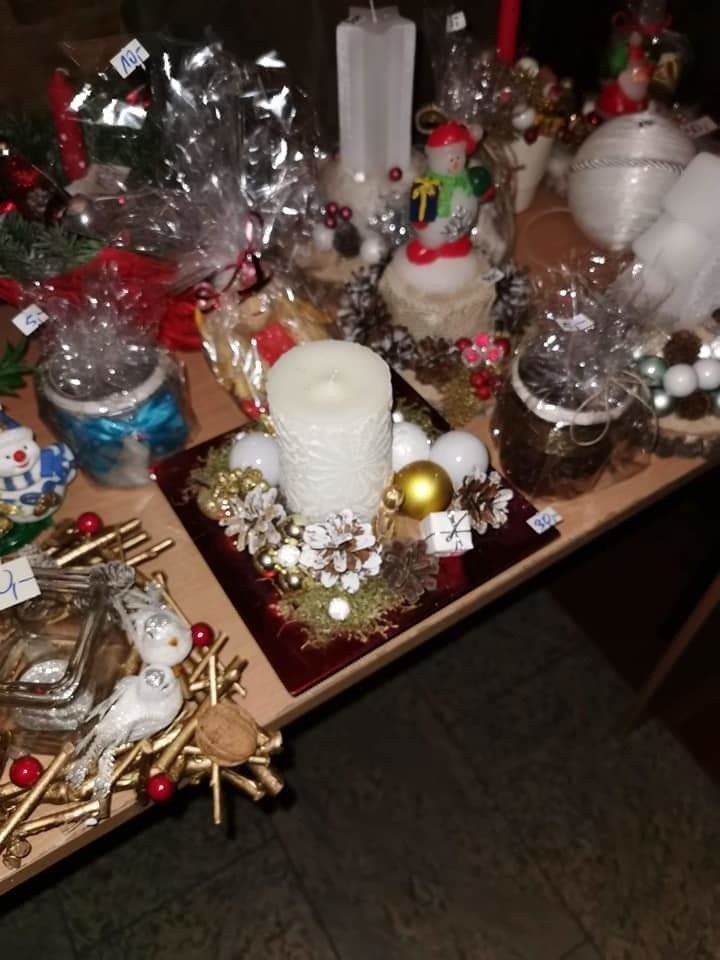 Rodzice przedszkolaków ze Sławska zorganizowali świąteczny kiermasz  [ZDJĘCIA]