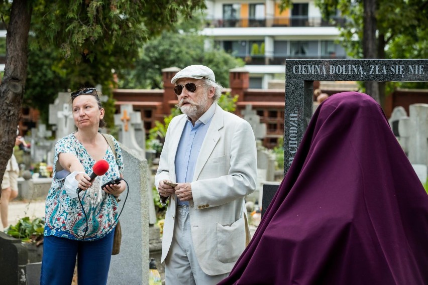 Odsłonięcia dokonał Gracjan Kaja, autor rzeźby. Podczas...