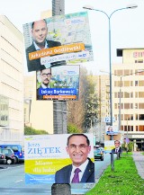 Plakaty wyborcze powinny zniknąć z Katowic. Czy uda się wprowadzić zakaz?