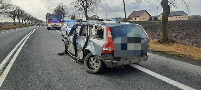 Wypadek z udziałem 3 aut w Ostaszewie