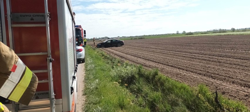 Wypadek w Sławkowie, gm. Sypniewo. W zdarzeniu brał udział jeden samochód. 4.05.2023